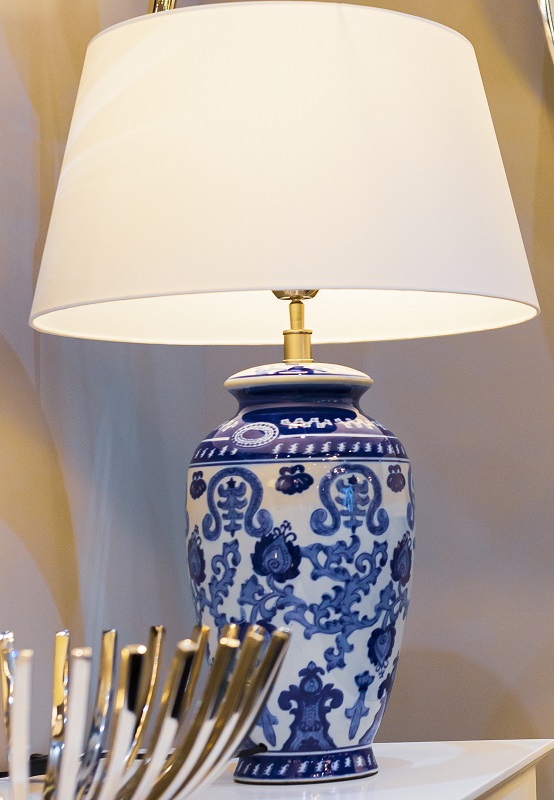 lampa ceramiczna do salonu