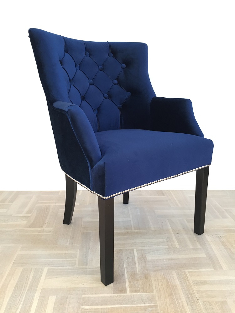 krzeslo tapicerowane w stylu glamour