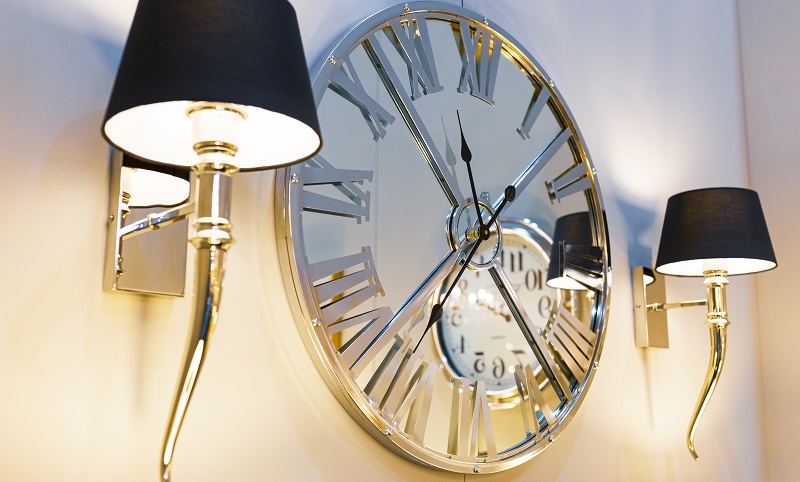 zegar nowoczesny w stylu glamour